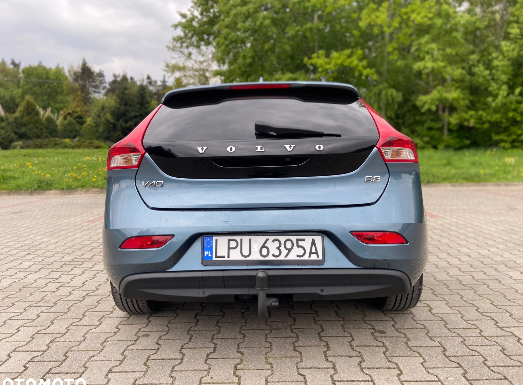 Volvo V40 cena 34300 przebieg: 236500, rok produkcji 2012 z Puławy małe 301